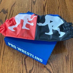 Thumb wrestling game